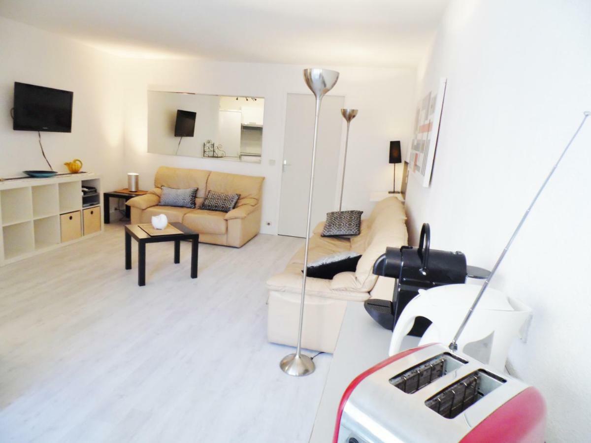 CANNES plage 2mn/45m2/vue mer/inernet/clim/parking privé Exterior foto